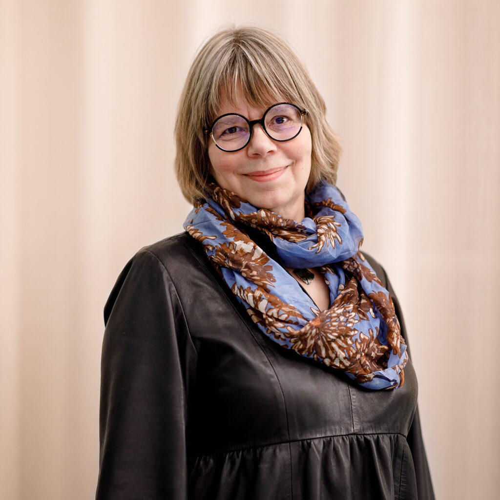 Porträttfoto av Ann-Catrin Östman.